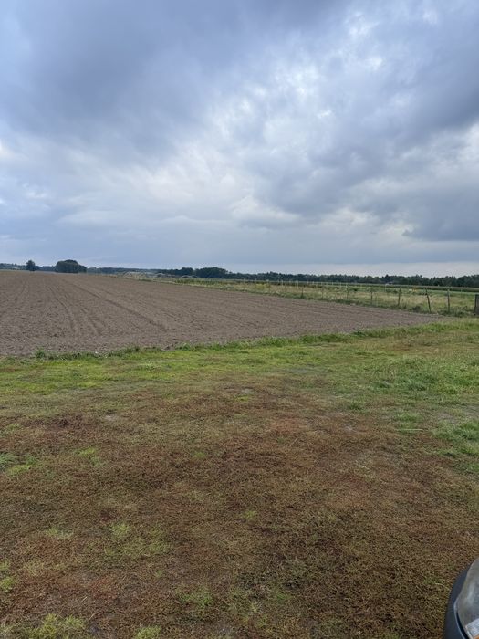 Sprzedam działkę budowlaną 1200m2