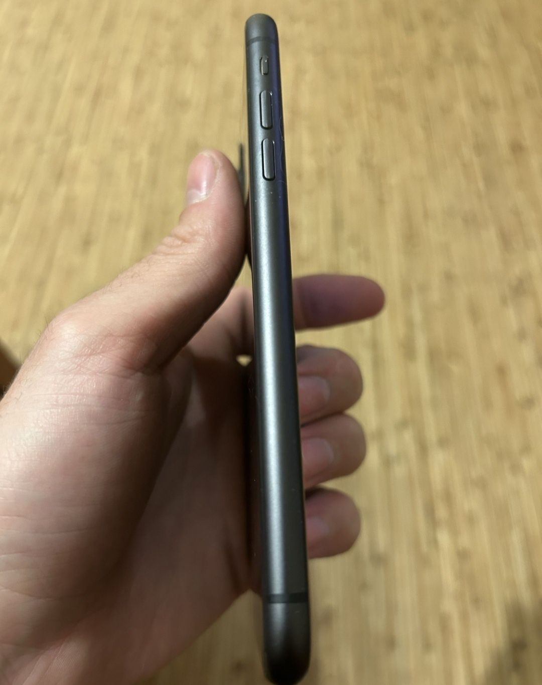 IPhone 11 64  Gb Neverlock, 87 акб