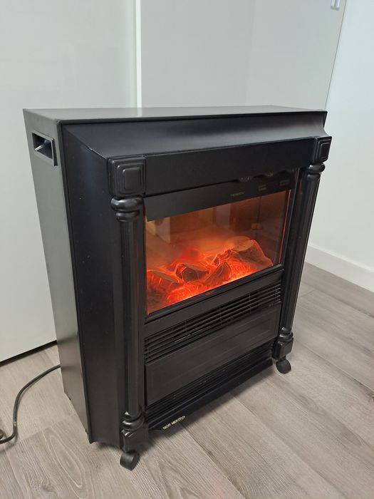 Камин _ обогреватель 61 на 68 размер