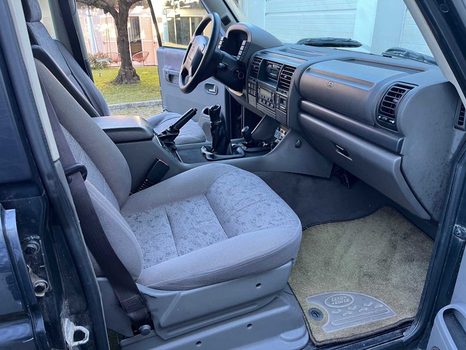 Land Rover Discovery TD5 - 7 lugares