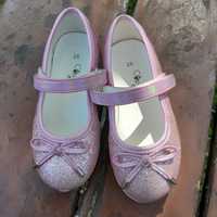 Buty dla dziewczynki balerinki roz 25- pampersy 7,dada 7