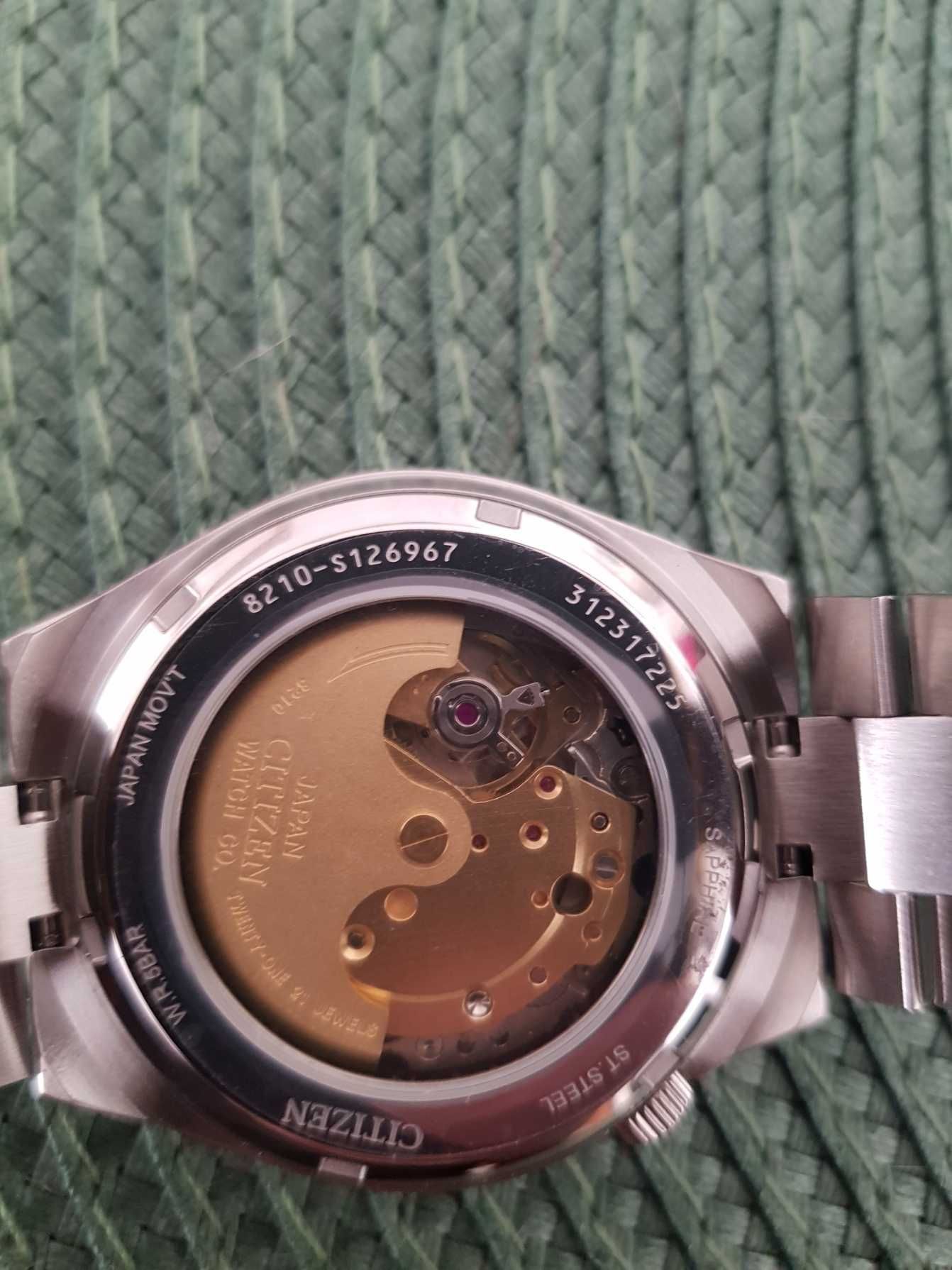 Sprzedam zegarek Citizen NJ0150-81L