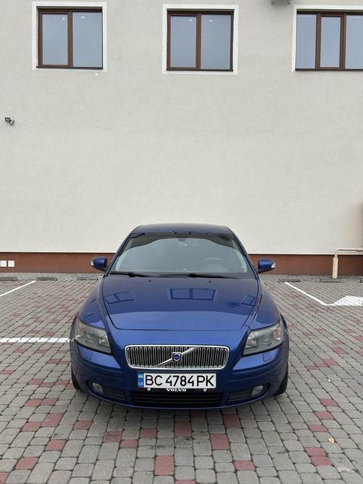 Volvo v50 (вольво в50) 2.0 2007