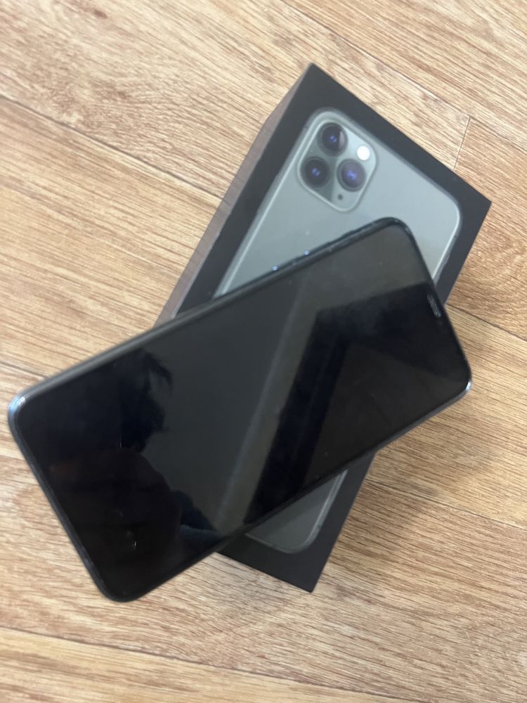 Продаю свій iPhone 11 Pro Max 256 Гб стан ідеальний