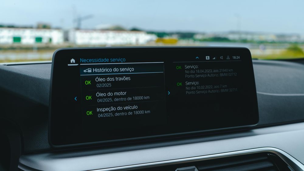 BMW 520e Touring Individual 2022