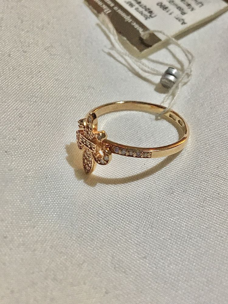 Стильное золотое кольцо 585 пробы