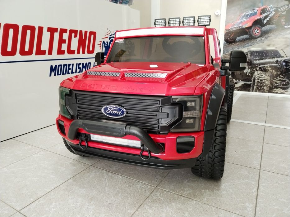 Jipe carro eléctrico criança 24v