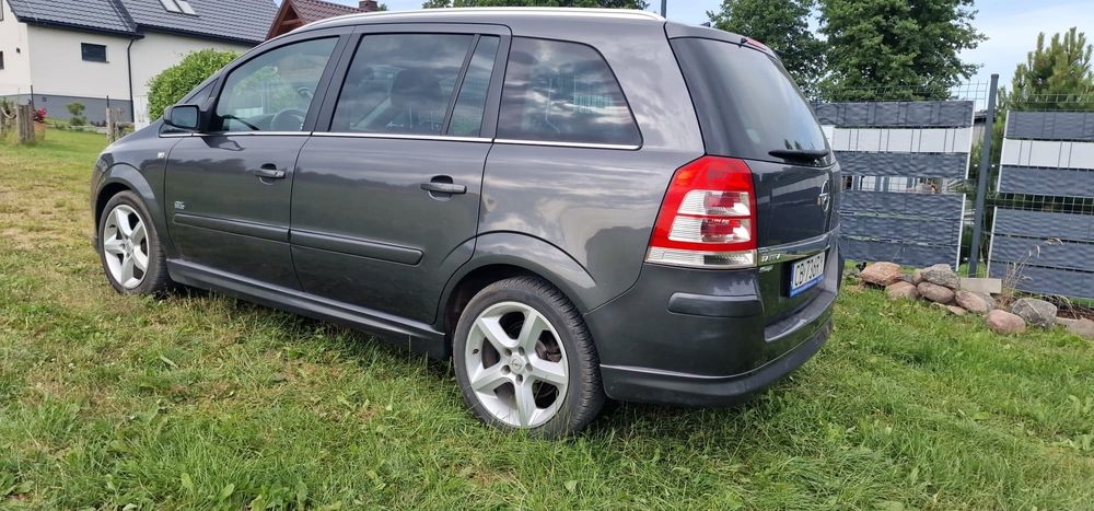 Witam mam na sprzedaż moją Zofię 1.8 z 2008r po dużym serwisie