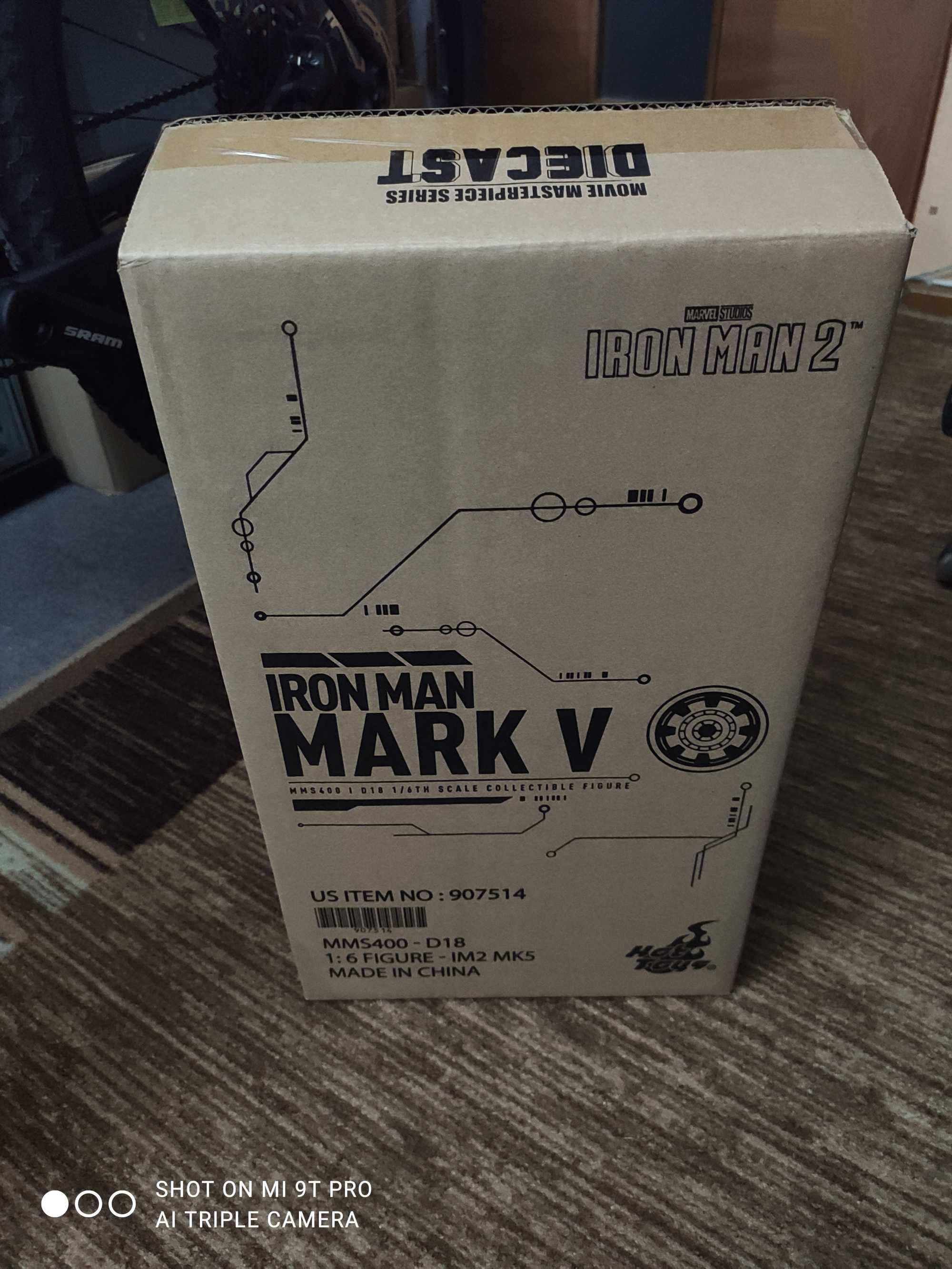 Iron Man Mark V 1/6 Hot Toys