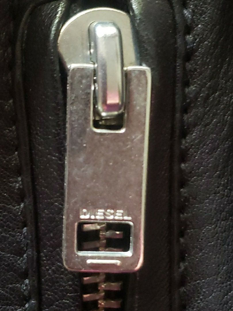 Шкіряна косуха Diesel  38 р.