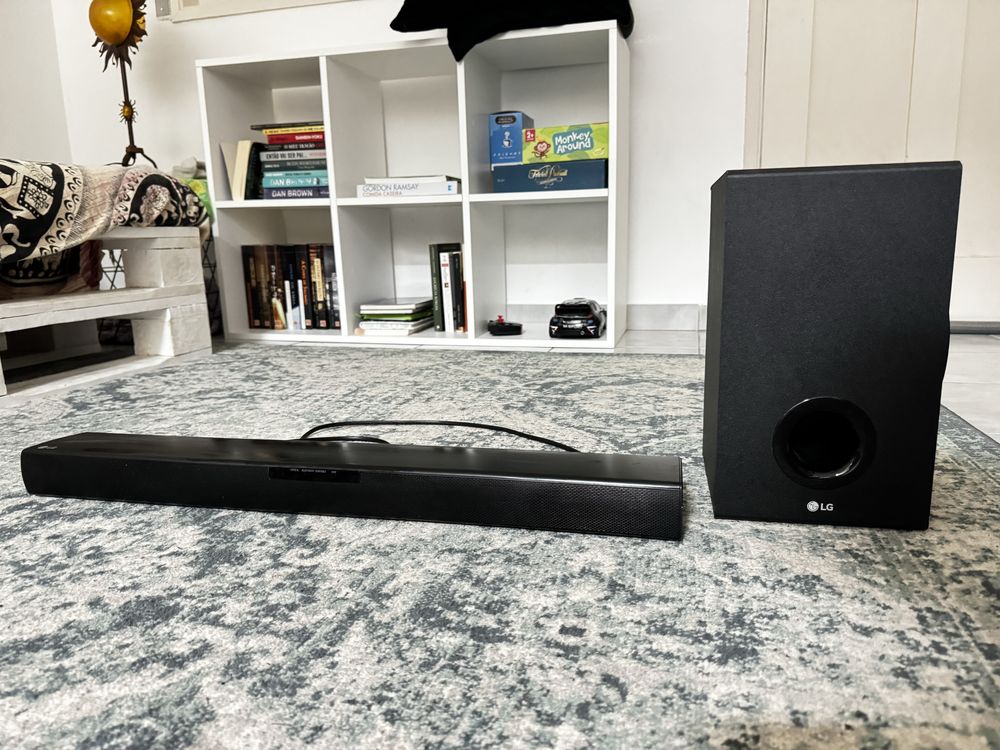 LG soundbar SJ2 2.1