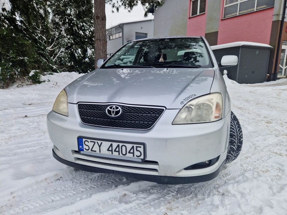 Toyota Corolla 1.4 super stan malutki przebieg