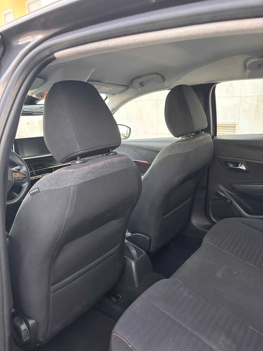 Peugeot 208 gasolina