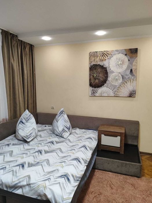 ПОДОБОВО 3 кім. Червоної Калини Довженка В.Шувар, Сихівська. Погодинно