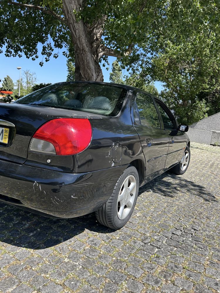 ford mondeo de 1996