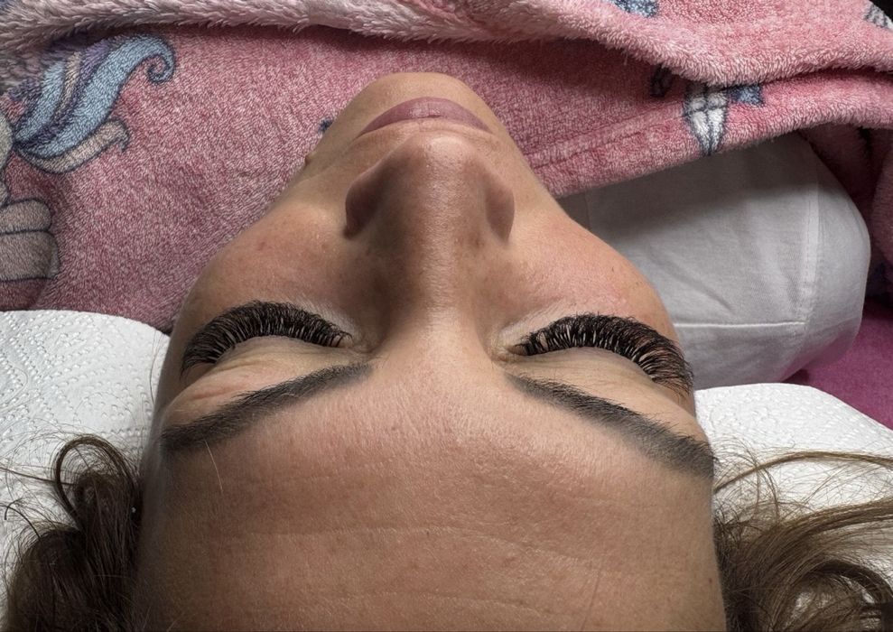 Przedłużanie rzęs Środa Wlkp