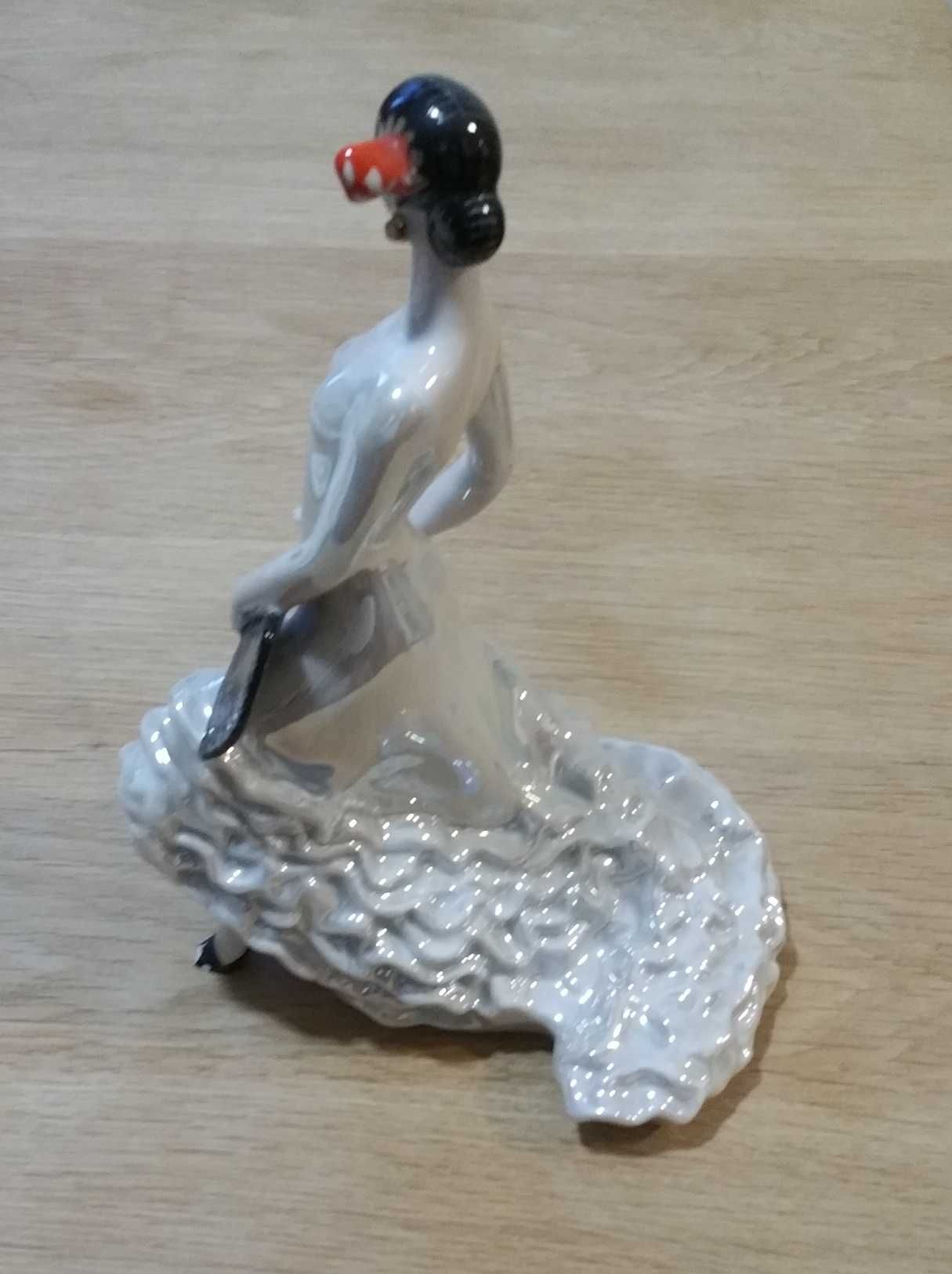 Ballerina Carmen z wachlarzem, figurka porcelana, KEKHZ Kijów Ukraina