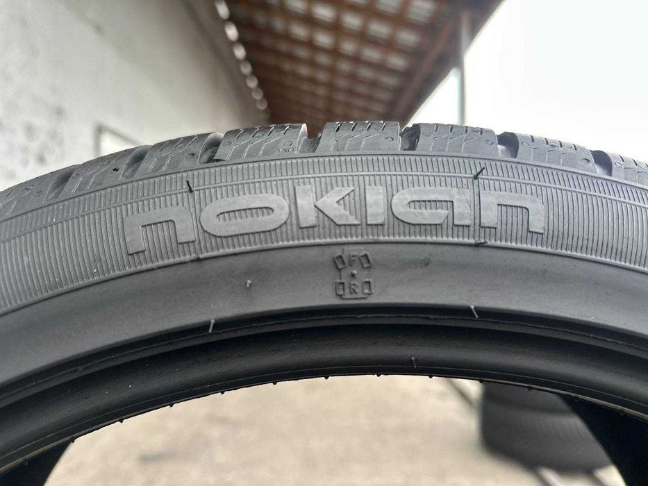 245/40 R20 NOKIAN WR A4 Зимові шини в стані нових