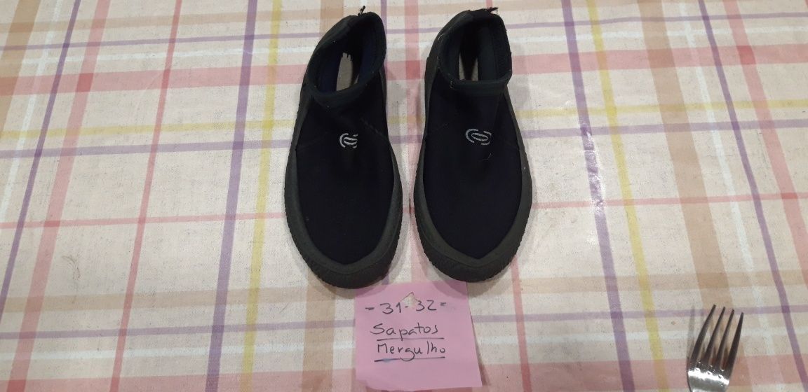 Botas, sapatos de mergulho