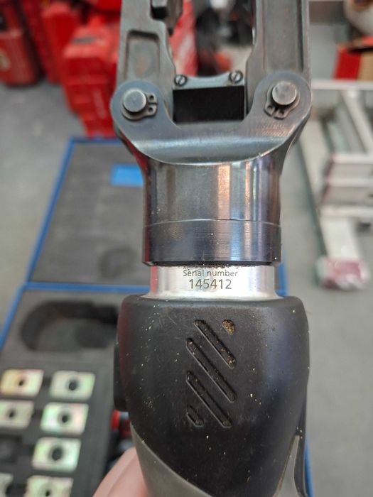 REZERWACJA Zaciskarka praska hydrauliczna akumulatorowa Milwaukee