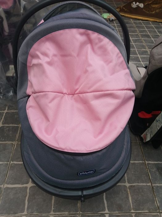 Conjunto Chicco - carrinho alcofa e cadeira