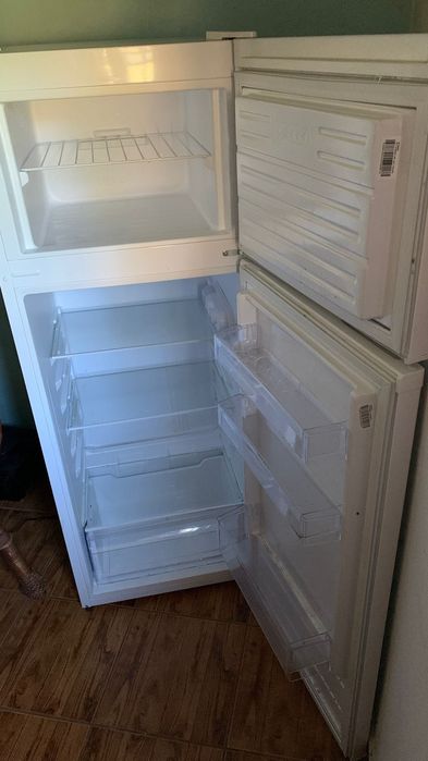 Frigorífico Orima: praticamente novo.