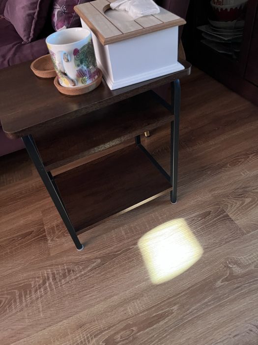 2 witryny, komoda, 2 polki, stol plus 4 krzesla do salonu lub jadalni