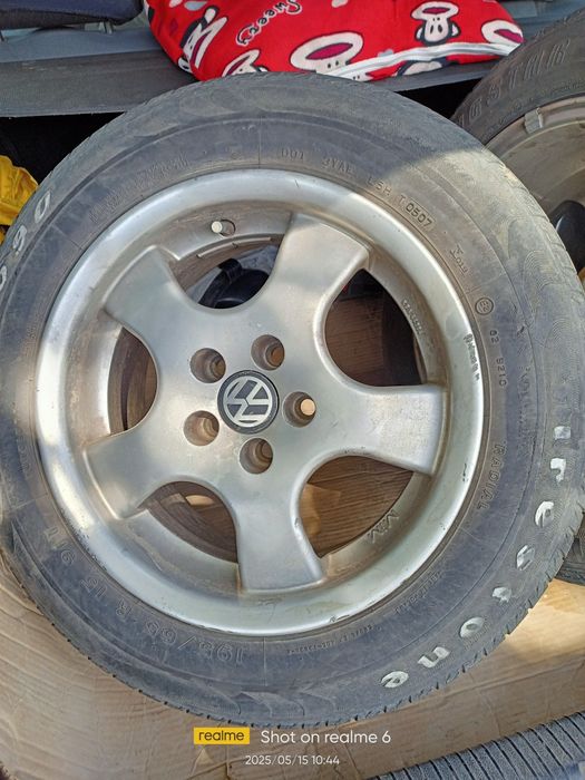 Продам Фольксвагенского диски легкосплав на 15
