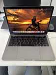 MacBook pro 2017 13,3/i5 3,1ghz/8Gb/256Gb/touchbar