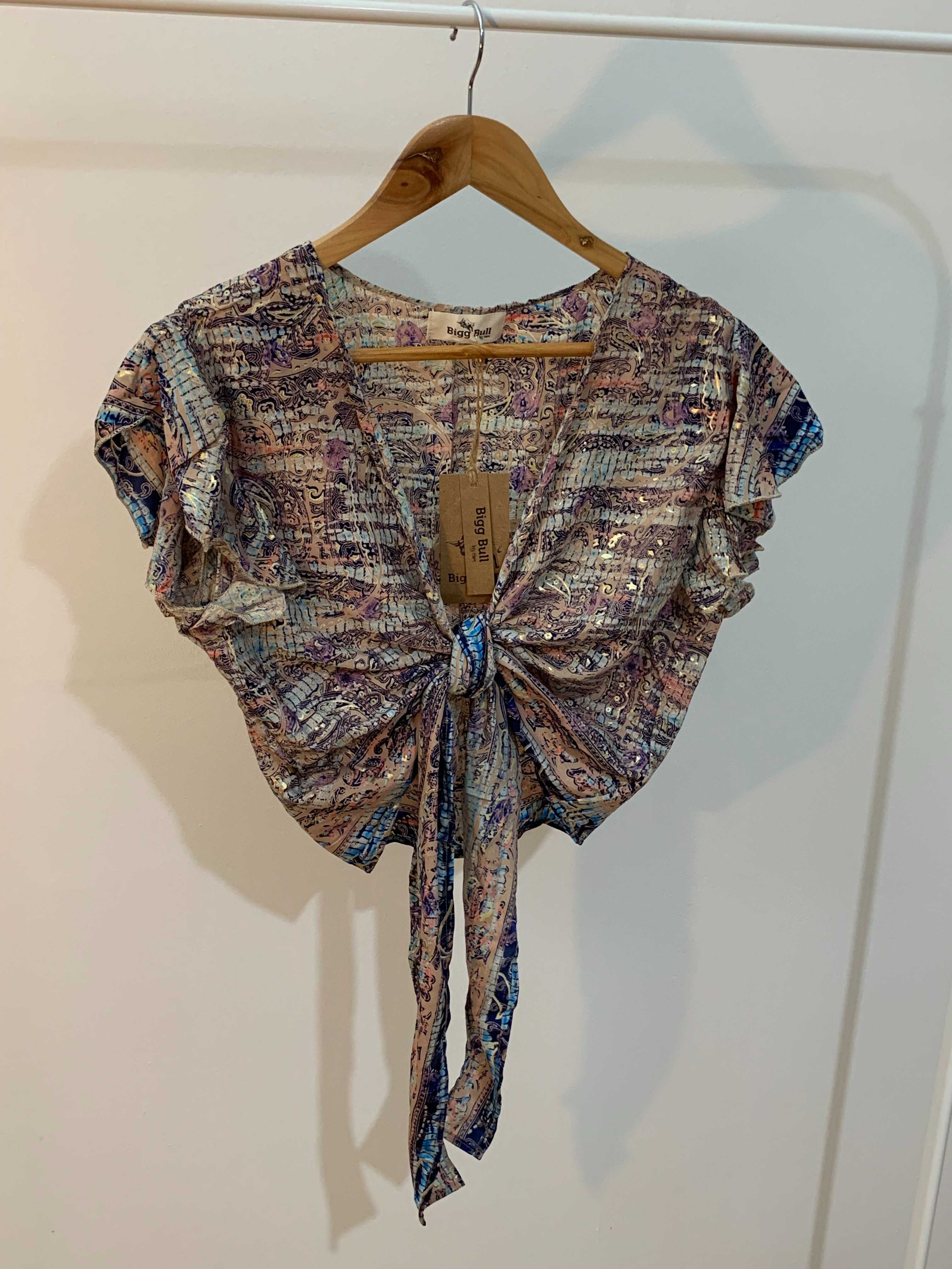 Top Estampado Bigg Bull com Laço Frontal – Tamanho Único