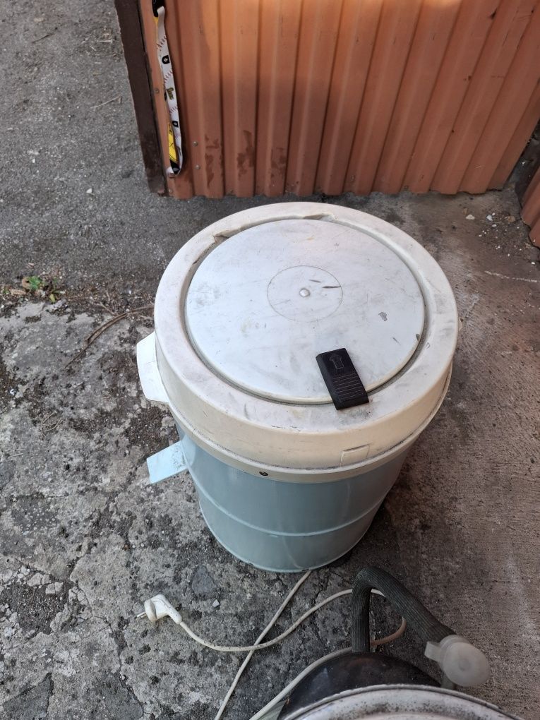 Stara Pralka wirówka z czasów PRL-u