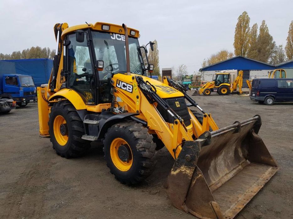 Услуги экскаватор погрузчик JCB 3CX. В Аренд трактор JCB3CX гидромолот