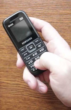 мобільний телефон samsung sm-b110e відмінний стан