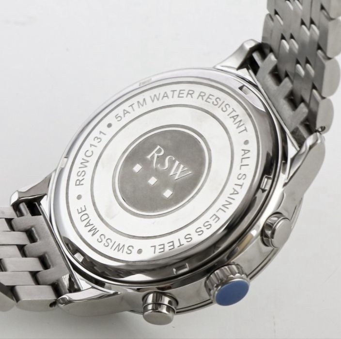 Relógio Suiço de marca reconhecida novo com garantia.