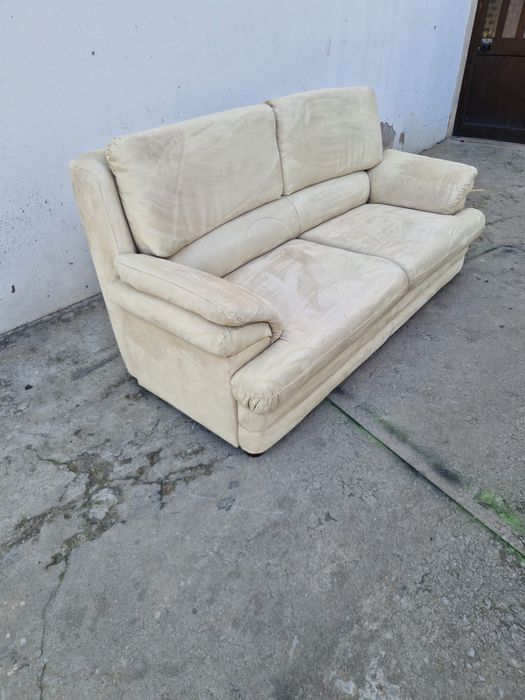 Sofa 2 lugares em bom estado