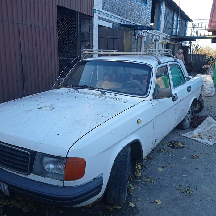 Волга 31029  машина біла