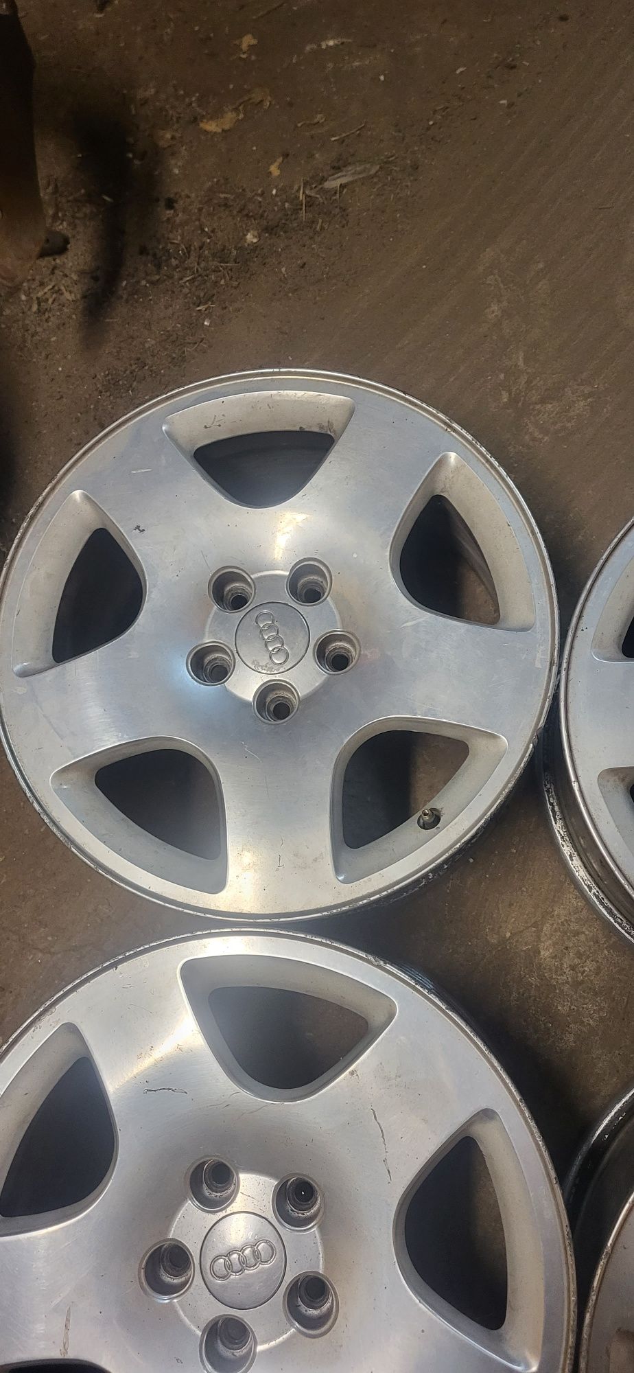 Felga Felgi 5X 112  17 "Audi A 8 D 2 Passat B5 Passat B6 cena za 4 szt