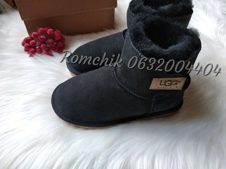 Теплі натуральні повністю овчина уггі уги Ugg Australia 31,32,33,34,35