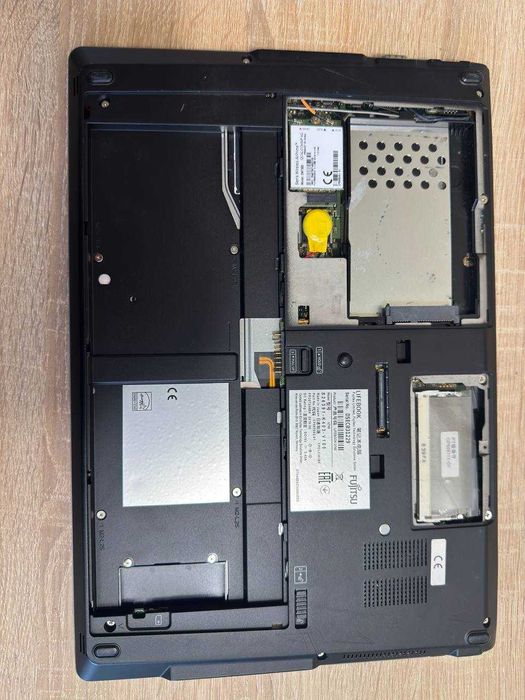 Ноутбук Fujitsu LifeBook U745| I5-5300U | RAM-4Gb