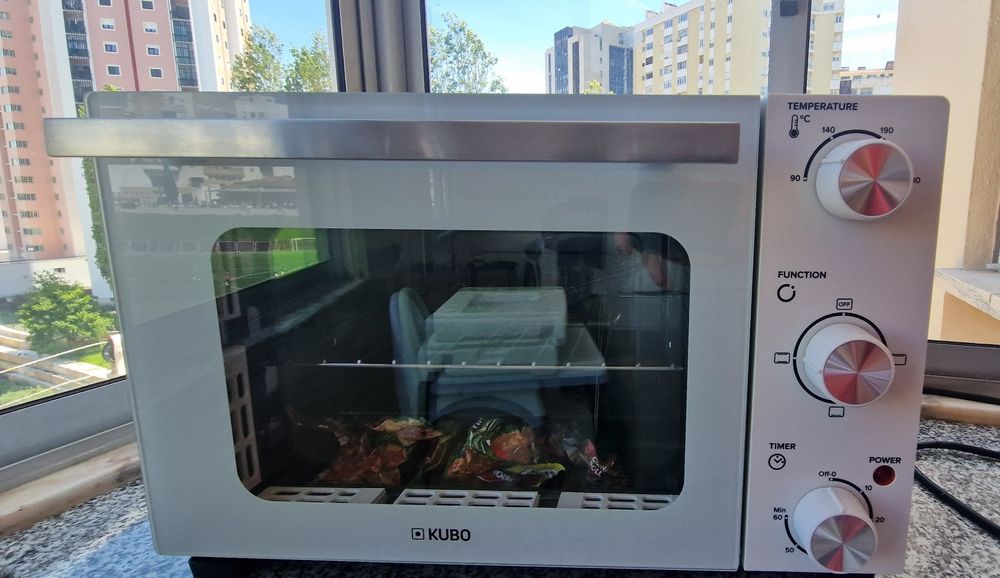 Mini-forno KUBO KBMO7594W (22 L - 1300 W)