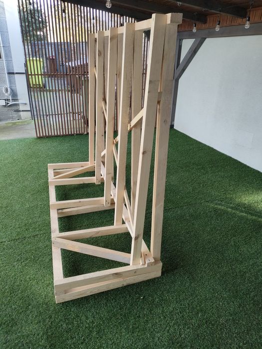 Stojak na szyby, okna - drewniany.