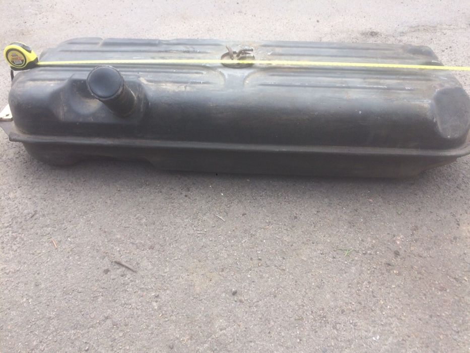 Ресора до мерседеса.листи підкорінніБак для бортового мерседеса. Шквор