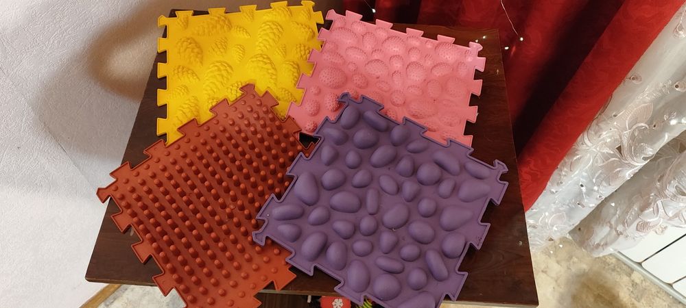 Массажные детские коврики