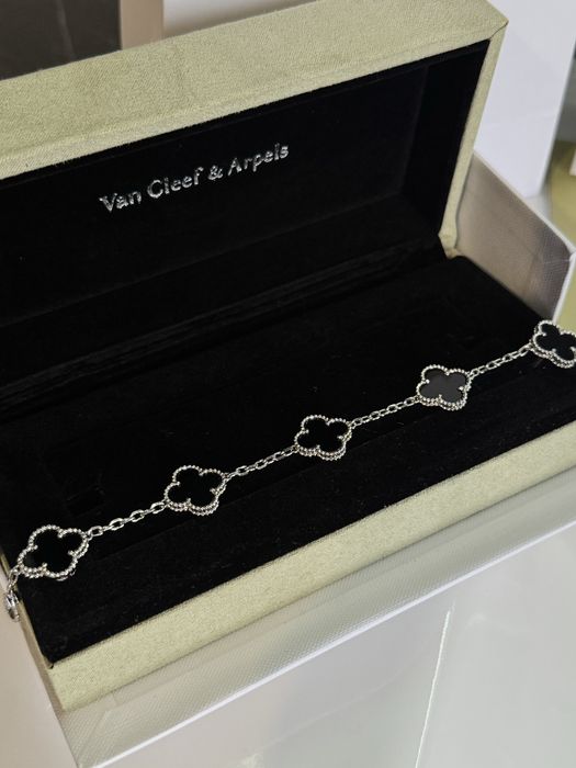Браслет Van Cleef з оніксом в сріблі