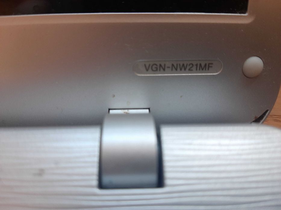 Laptop Sony Vaio VGN-NW21MF