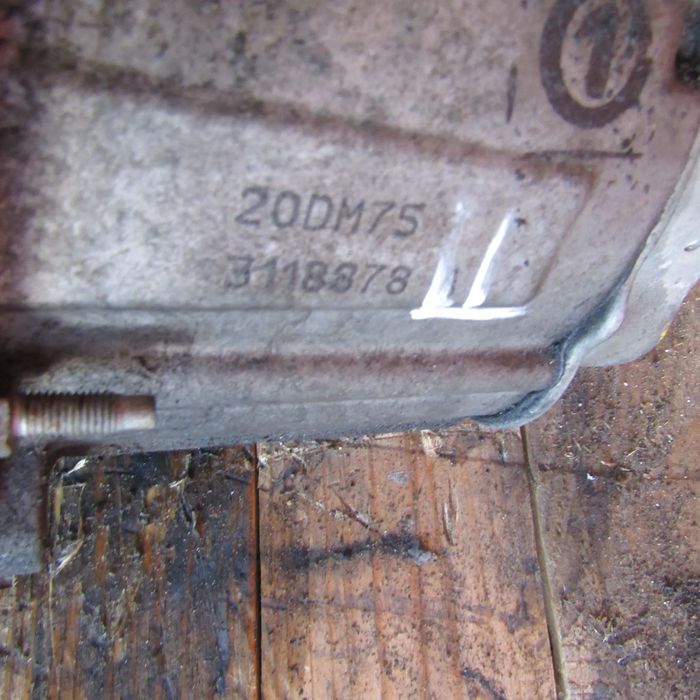 Caixa Velocidades Citroen C4 1.6HDi Diesel com Referência 20DM76