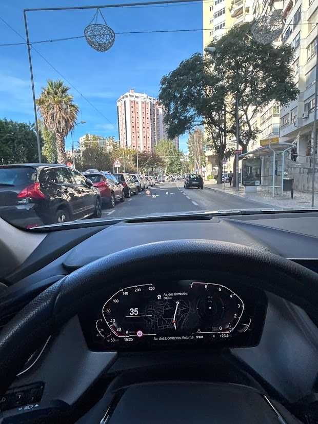 BMW 118i Advantage 2021 - Head-Up Display - Full LED