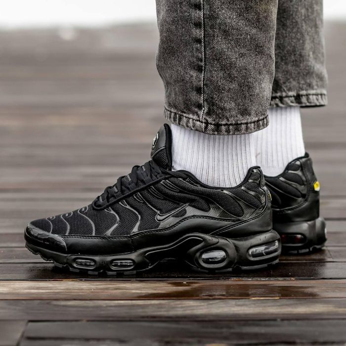 Кросівки чоловічі Nike Air Max Plus TN Full Black Найк Аір Макс ТН