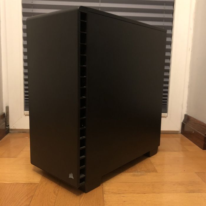 Komputer stacjonarny (GTX 1060, AMD Ryzen 5 3 gen, 16 GB RAM)