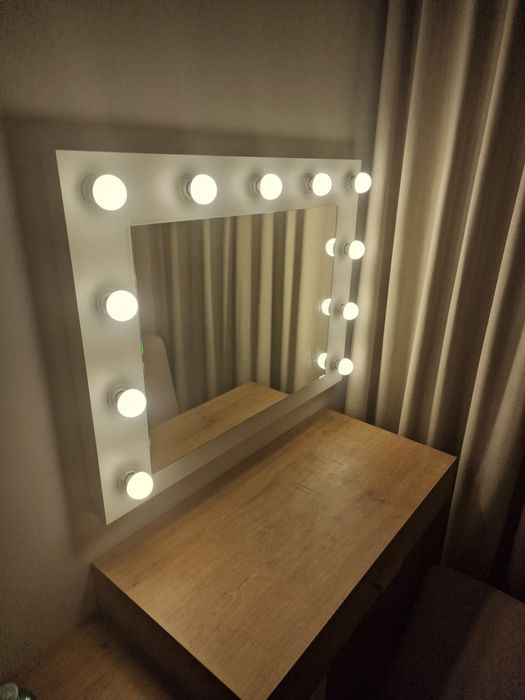 Lustro do toaletki do wizażu makijażu